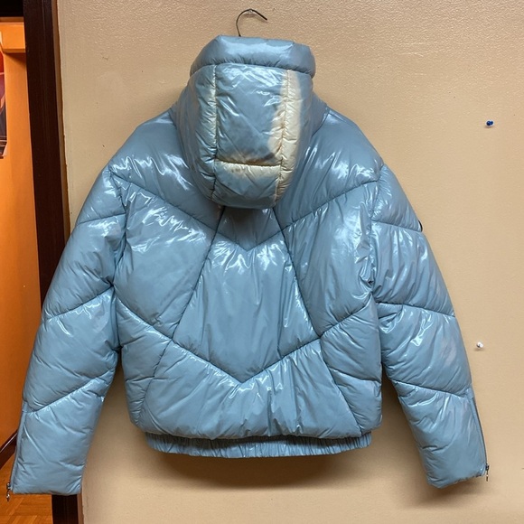 NOIZE Cruelty Free Outerwear Cropped Fit Puffer Jacket “Ice Blue” Size Large - Picture 10 of 13